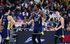 CBA积分榜最新排名！上海狂胜广东冲上第2：辽宁第11山西第14