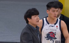 CBA山东男篮惜败广厦，外援手感低迷，小将三个三分拿到9分